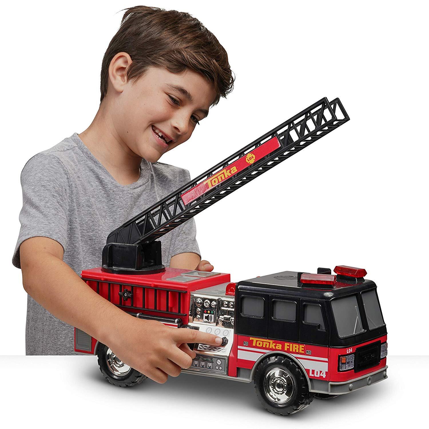 Tonka Mighty Motorised Fire Engine Truck