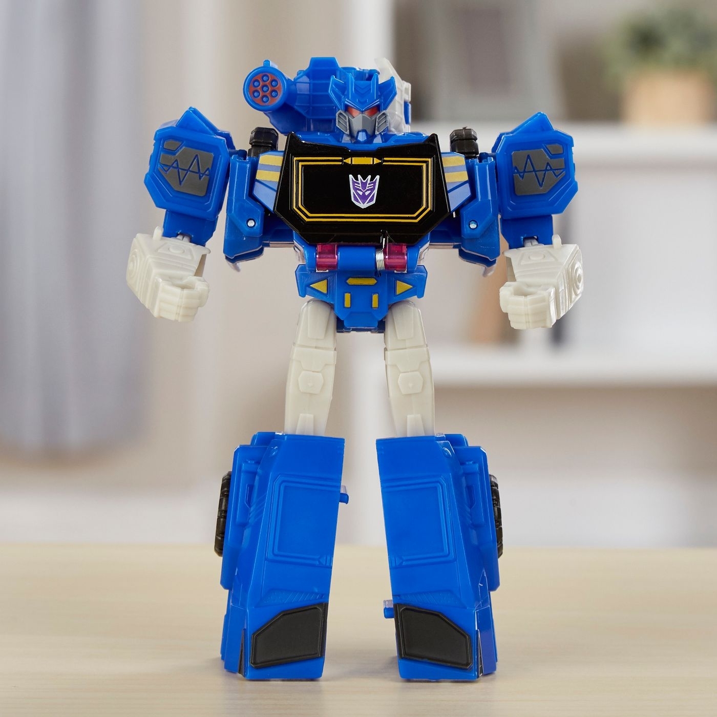 transformers cyberverse warrior class soundwave