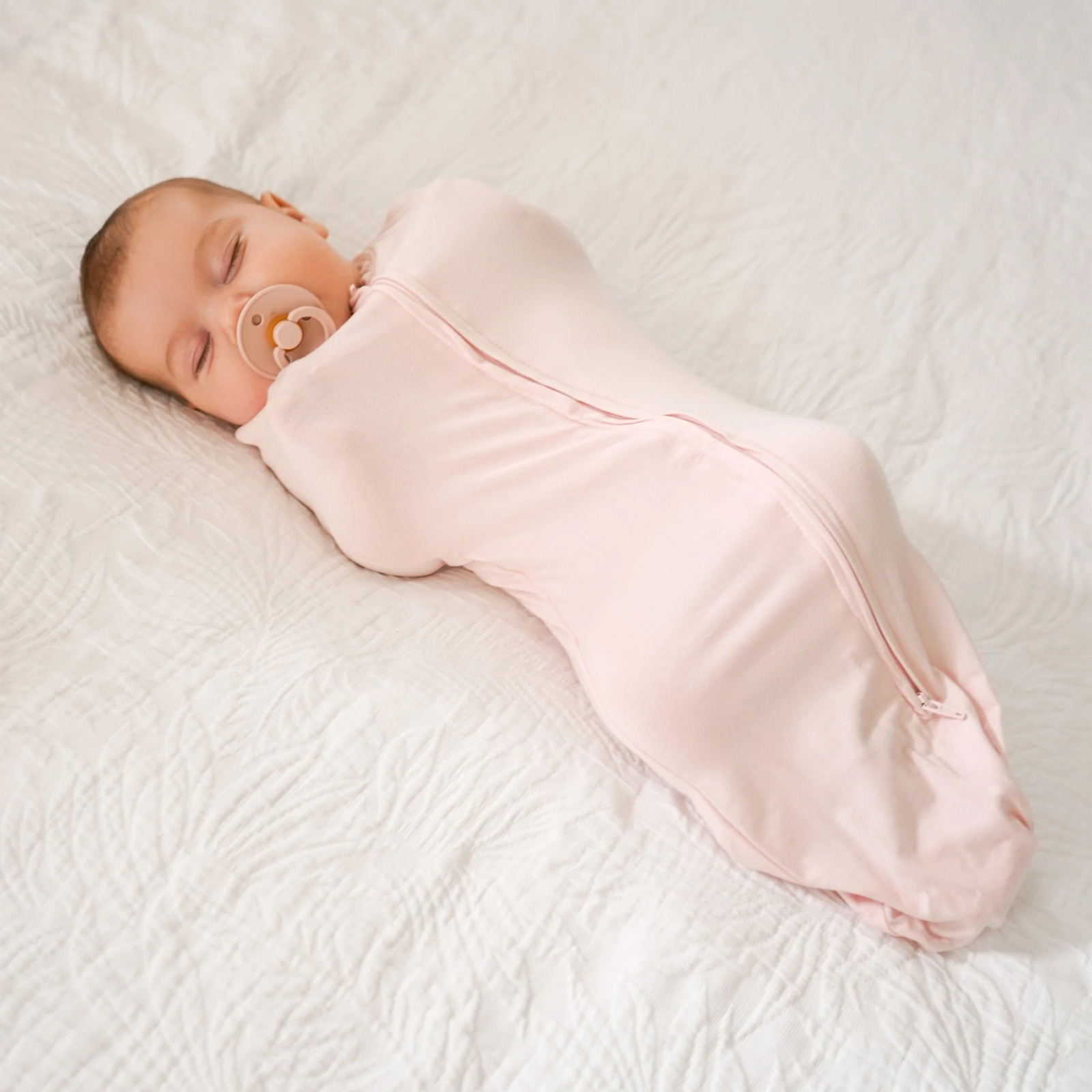 Baby studio swaddle store pouch