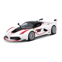 Bburago Ferrari FXX K 1:24 Scale Diecast Model Toy Vehicle 26301