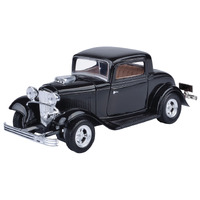 Motor Max Timeless Legends 1932 Ford Coupe 1:24 Scale Diecast Vehicle