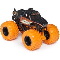 Monster Jam Series 32 Ruff Crowd Monster Mutt Rottweiler 1:64 Scale Diecast Toy Truck SM6044941