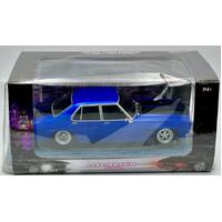 DDA Spectra Rides Razzle Berry Holden HQ GTS Custom 4 Door 1:24 Scale Plastic Light Up Vehicle DDALU02