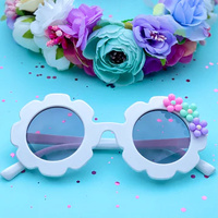 Sweet As Sugar Sunglasses White Flower F04