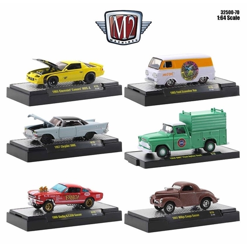 M2 Machines Auto-Shows 32500 Series 70 1:64 Scale inc Acrylic case