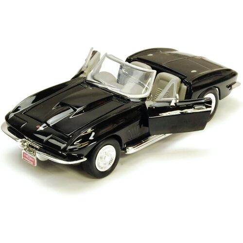 Motor Max Timeless Legends 1967 Corvette 1:24 Scale Diecast Vehicle