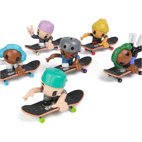 Tech Deck Series 1 Sk8 Crew Shred Pack Rider Assorted; One Supplied SM6071054